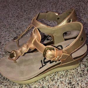 OTBT sandals size 7